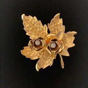 Vintage 1950’s Pin Brooch Leaf Floral Rhinestone